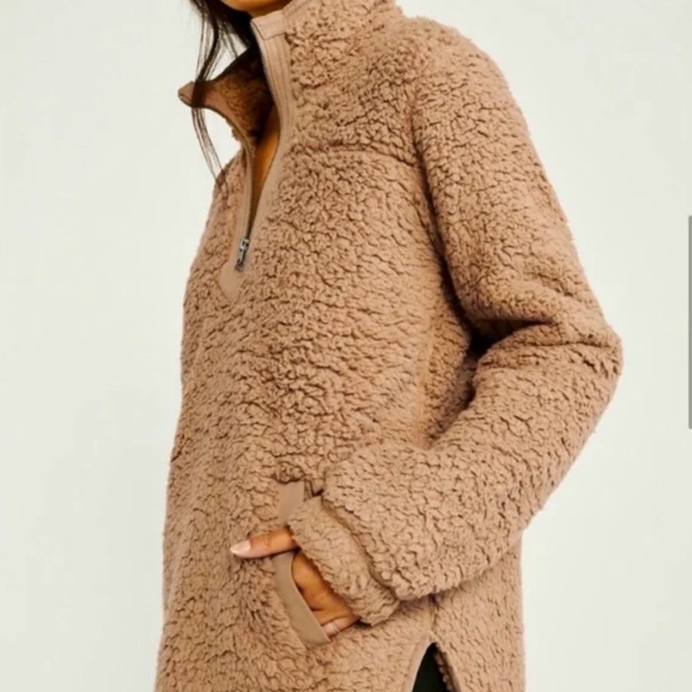 Abercrombie & Fitch Women’s Tan Half-Zip Sweater - Picture 2 of 6